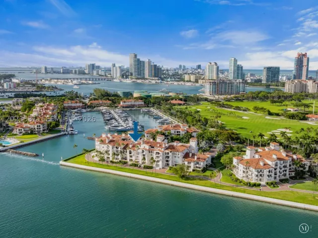 2-bedroom condo for rent in Miami Beach - 2425 Fisher Island Dr 5205 - MondialRealty