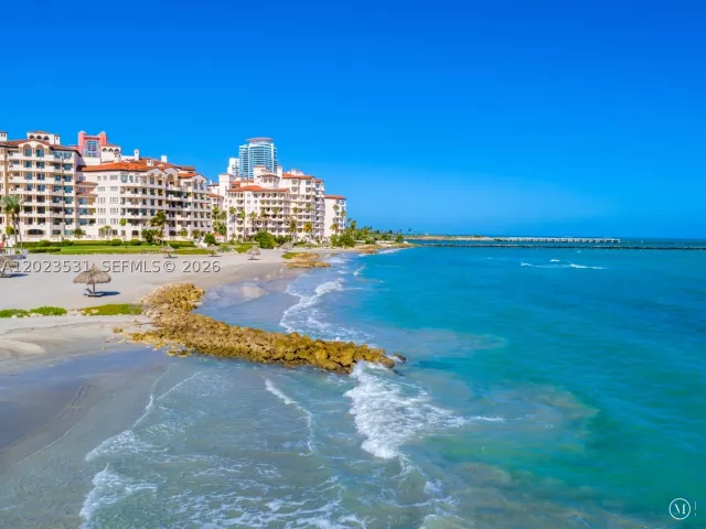 2-bedroom condo for rent in Miami Beach - 2425 Fisher Island Dr 5205 - MondialRealty