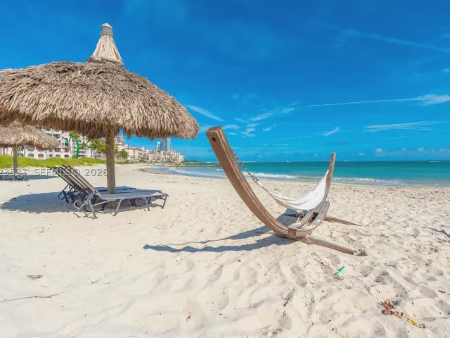 2-bedroom condo for rent in Miami Beach - 2425 Fisher Island Dr 5205 - MondialRealty