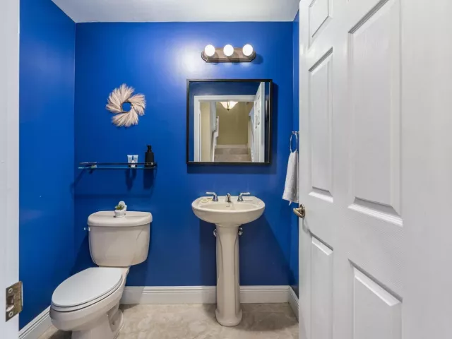 5-bedroom home for sale in Fort Lauderdale - 1721 SW 23rd Street 1721 - MondialRealty