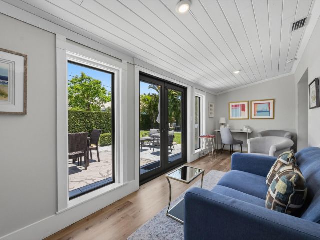 2-bedroom home for sale in Delray Beach - 115 Highland Lane - MondialRealty