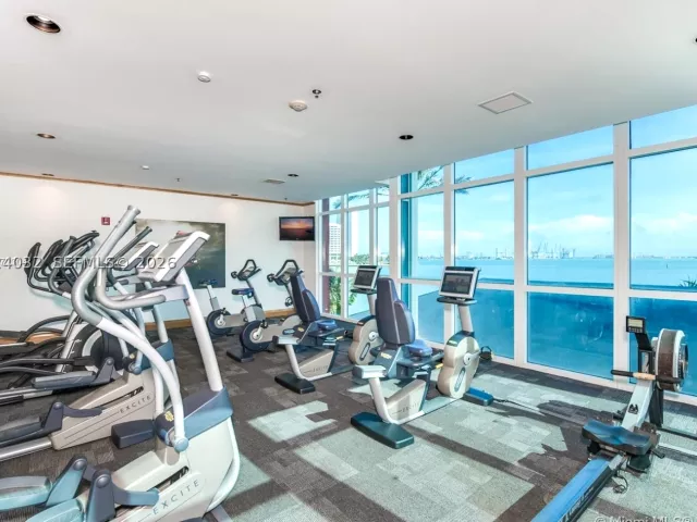 3-bedroom condo for sale in Miami - 1155 Brickell Bay Dr 1202 - MondialRealty