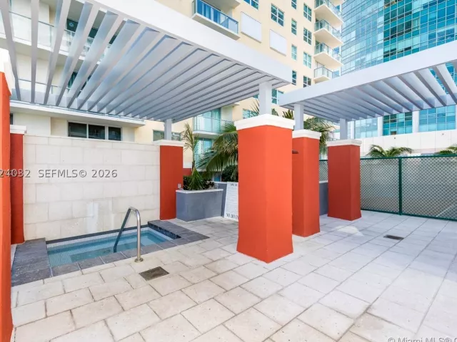 3-bedroom condo for sale in Miami - 1155 Brickell Bay Dr 1202 - MondialRealty