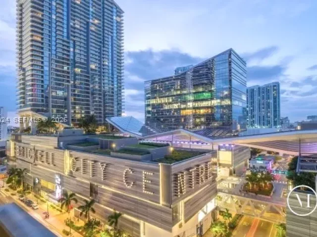 2-bedroom condo for sale in Miami - 801 S Miami Ave 4405 - MondialRealty