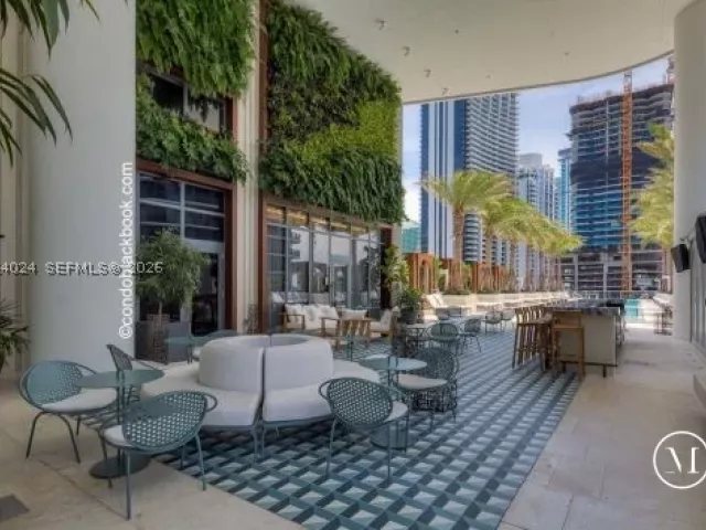 2-bedroom condo for sale in Miami - 801 S Miami Ave 4405 - MondialRealty