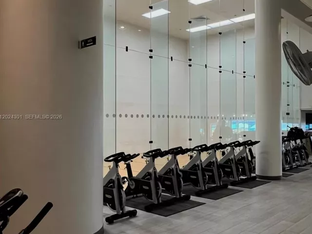 2-bedroom condo for rent in Sunny Isles Beach - 16400 Collins Ave 1242 - MondialRealty