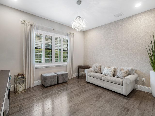 4-bedroom home for sale in Delray Beach - 16776 Matisse Drive - MondialRealty