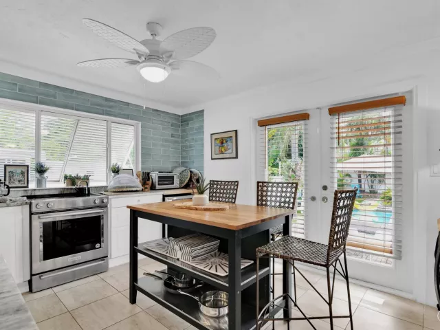 3-bedroom home for rent in Delray Beach - 3218 Palm Drive - MondialRealty