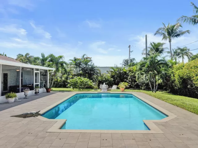 3-bedroom home for rent in Delray Beach - 710 NW 1st Avenue - MondialRealty