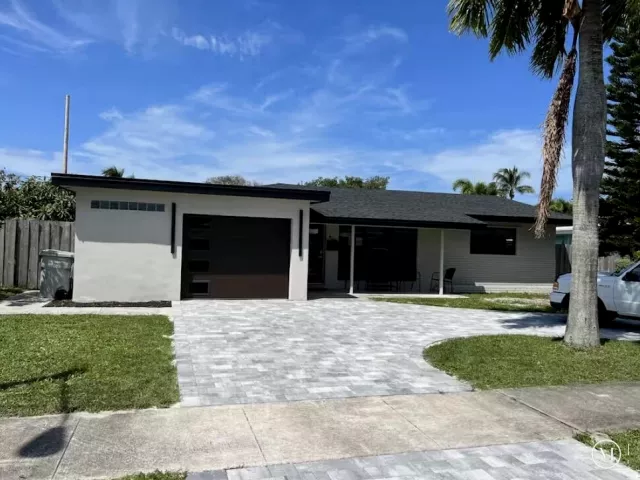 2-bedroom home for rent in Pompano Beach - 511 SE 5th Street SE - MondialRealty