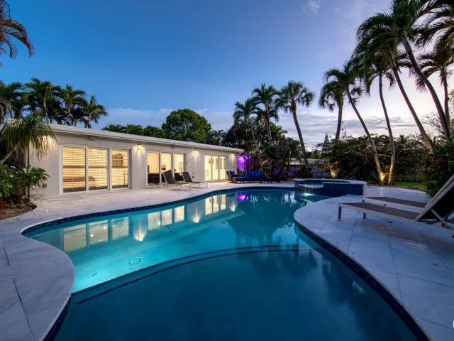 3-bedroom home for rent in Wilton Manors - 1733 Coral Gardens Drive - MondialRealty