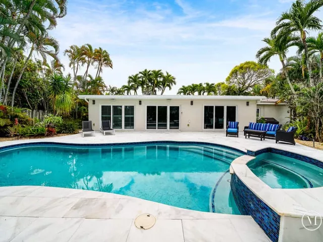 3-bedroom home for rent in Wilton Manors - 1733 Coral Gardens Drive - MondialRealty