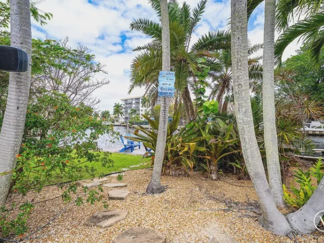3-bedroom home for rent in Wilton Manors - 1733 Coral Gardens Drive - MondialRealty