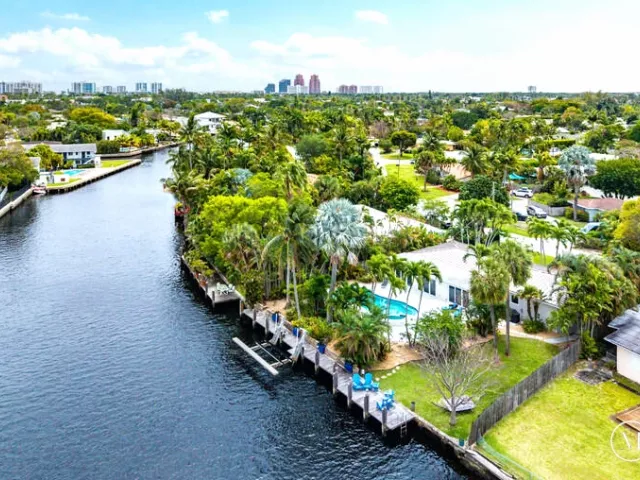 3-bedroom home for rent in Wilton Manors - 1733 Coral Gardens Drive - MondialRealty