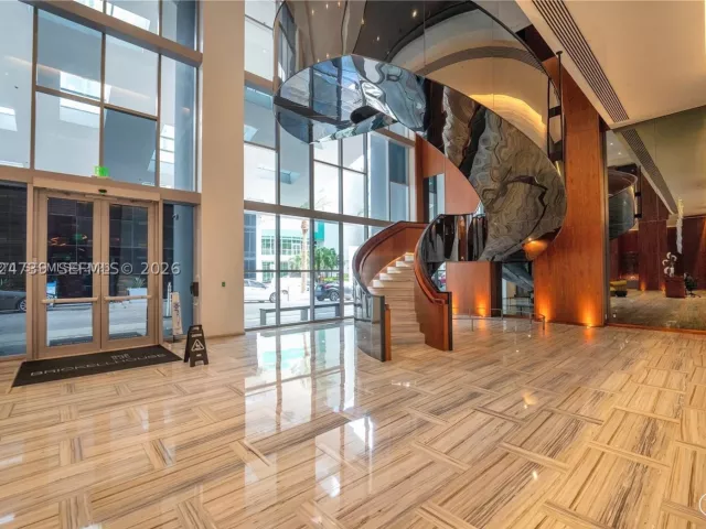 1-bedroom condo for rent in Miami - 1300 Brickell Bay Dr 1007 - MondialRealty