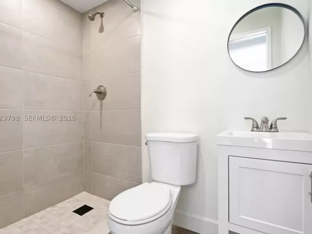 4-bedroom home for sale in Coral Gables - 1220 Cordova St - MondialRealty
