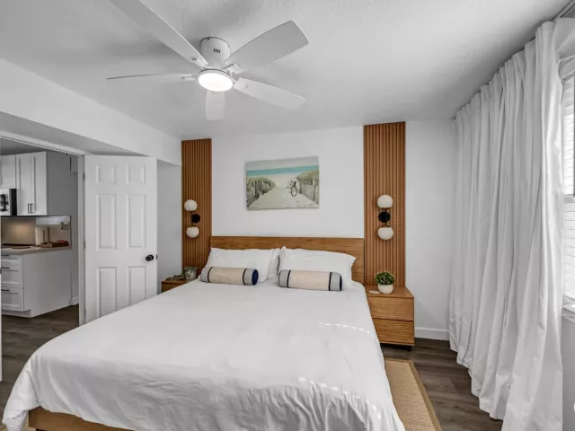 5-bedroom home for sale in Fort Lauderdale - 312 SW 12th Avenue - MondialRealty