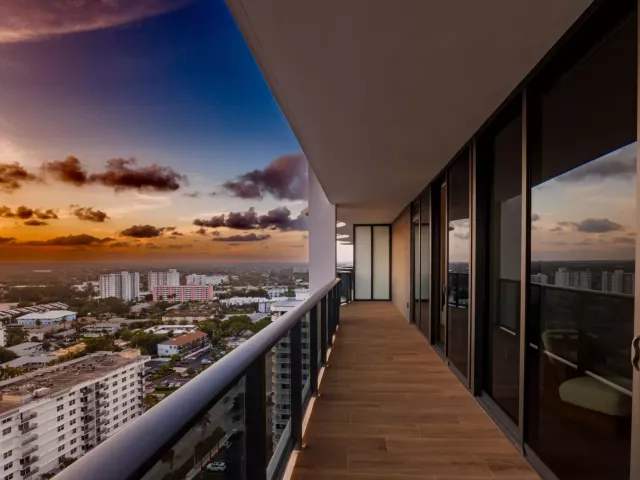3-bedroom condo for rent in Pompano Beach - 900 N Ocean Boulevard 1904 - MondialRealty