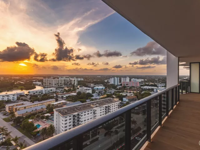 3-bedroom condo for rent in Pompano Beach - 900 N Ocean Boulevard 1904 - MondialRealty