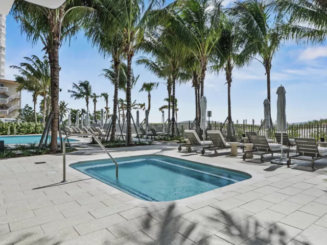 3-bedroom condo for rent in Pompano Beach - 900 N Ocean Boulevard 1904 - MondialRealty