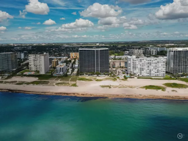 3-bedroom condo for rent in Pompano Beach - 900 N Ocean Boulevard 1904 - MondialRealty