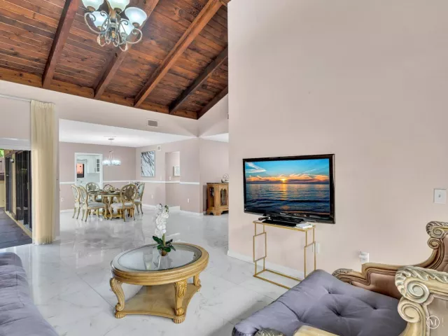 3-bedroom home for sale in Miami - 20331 NE 10th Court - MondialRealty