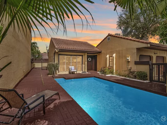 3-bedroom home for sale in Miami - 20331 NE 10th Court - MondialRealty