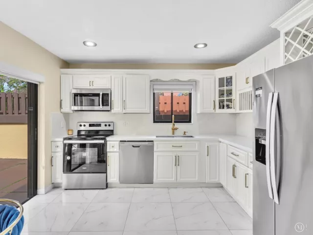 3-bedroom home for sale in Miami - 20331 NE 10th Court - MondialRealty
