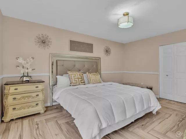 3-bedroom home for sale in Miami - 20331 NE 10th Court - MondialRealty