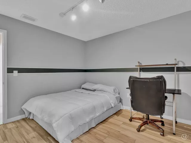 3-bedroom home for sale in Miami - 20331 NE 10th Court - MondialRealty