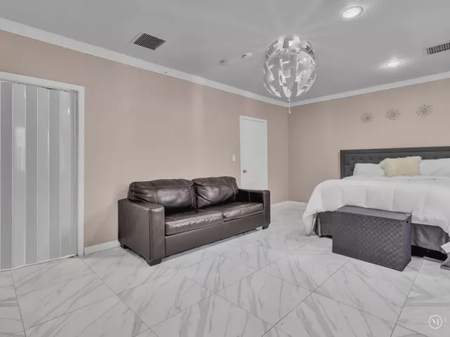 3-bedroom home for sale in Miami - 20331 NE 10th Court - MondialRealty