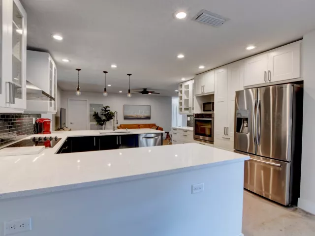 4-bedroom home for rent in Boca Raton - 1440 NW 12th Way - MondialRealty