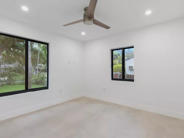 5-bedroom home for sale in Biscayne Park - 451 NE 119th Street - MondialRealty