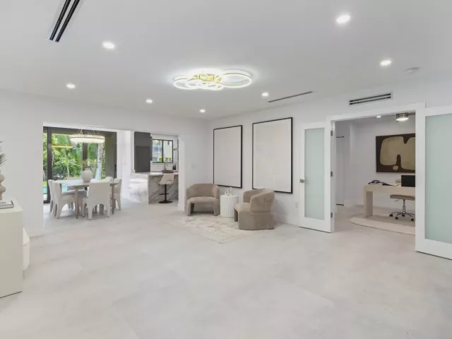 5-bedroom home for sale in Biscayne Park - 451 NE 119th Street - MondialRealty