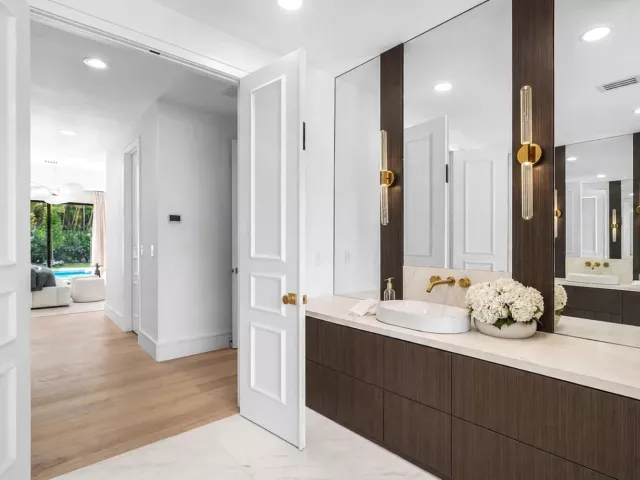4-bedroom home for sale in Boca Raton - 7028 Mandarin Drive - MondialRealty