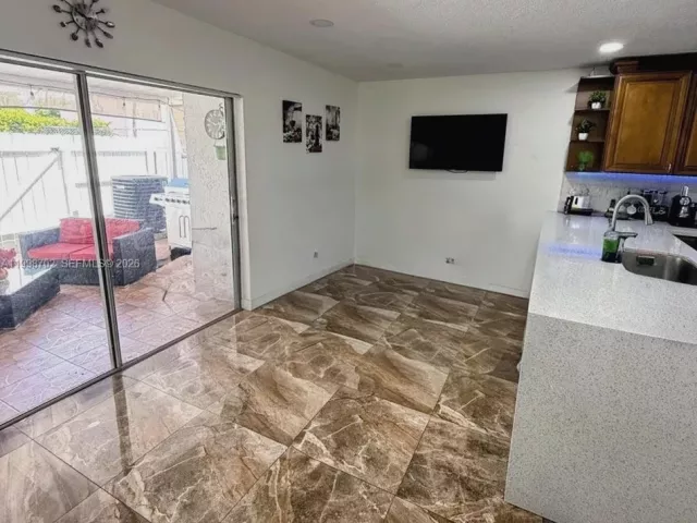3-bedroom home for sale in Miami - 6217 SW 128th Pl - MondialRealty