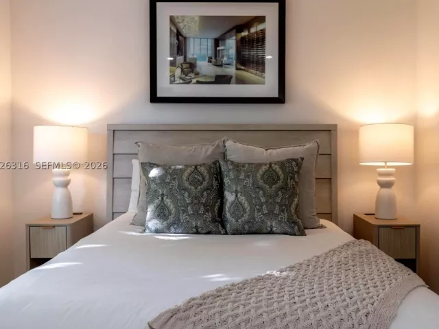 4-bedroom home for rent in Miami Beach - 1975 Calais Dr 4 - MondialRealty