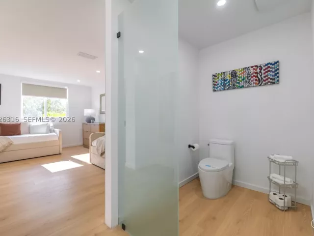 4-bedroom home for rent in Miami Beach - 1975 Calais Dr 4 - MondialRealty