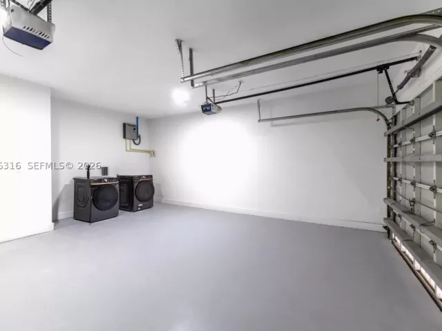 4-bedroom home for rent in Miami Beach - 1975 Calais Dr 4 - MondialRealty