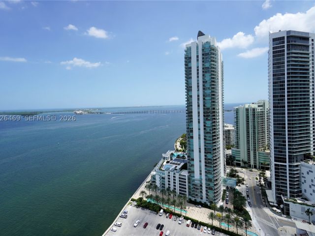 2-bedroom condo for rent in Miami - 1155 Brickell Bay Dr 3301 - MondialRealty