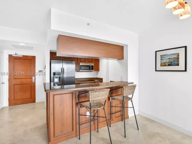 2-bedroom condo for sale in Fort Lauderdale - 347 N New River Dr E 2205 - MondialRealty