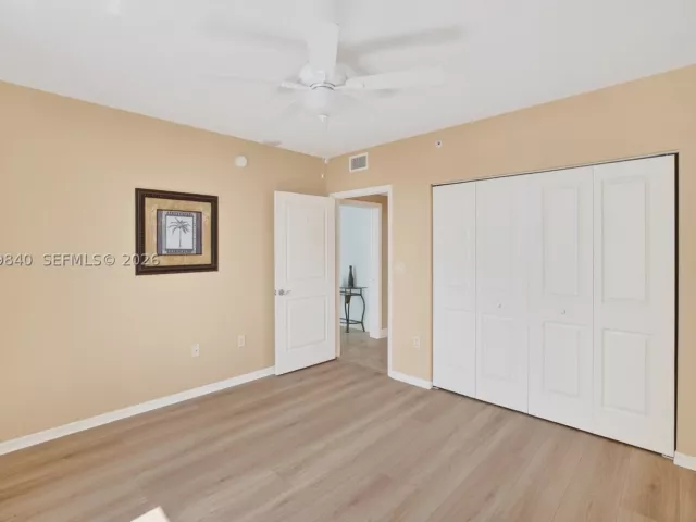 2-bedroom condo for sale in Fort Lauderdale - 347 N New River Dr E 2205 - MondialRealty
