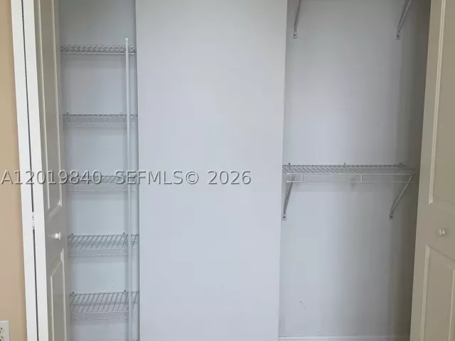 2-bedroom condo for sale in Fort Lauderdale - 347 N New River Dr E 2205 - MondialRealty