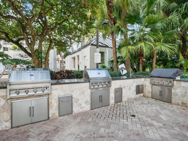2-bedroom condo for sale in Fort Lauderdale - 347 N New River Dr E 2205 - MondialRealty