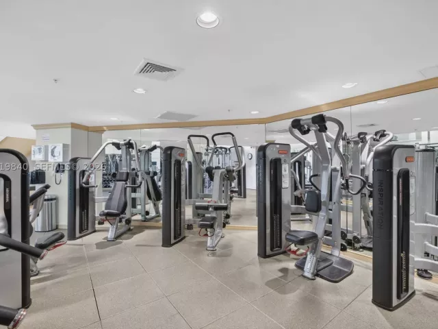 2-bedroom condo for sale in Fort Lauderdale - 347 N New River Dr E 2205 - MondialRealty
