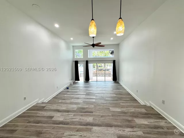 3-bedroom home for rent in North Miami - 2408 NE 135th St 2408 - MondialRealty