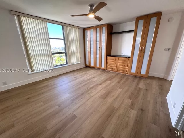 2-bedroom condo for rent in Aventura - 3530 Mystic Pointe Dr 2709 - MondialRealty