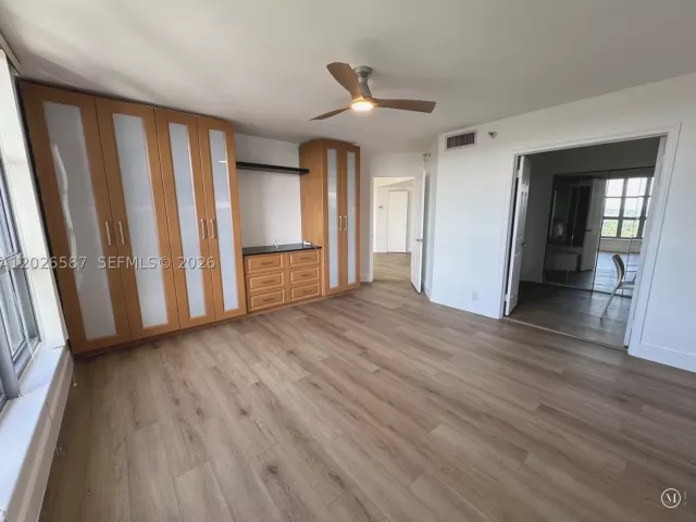 2-bedroom condo for rent in Aventura - 3530 Mystic Pointe Dr 2709 - MondialRealty