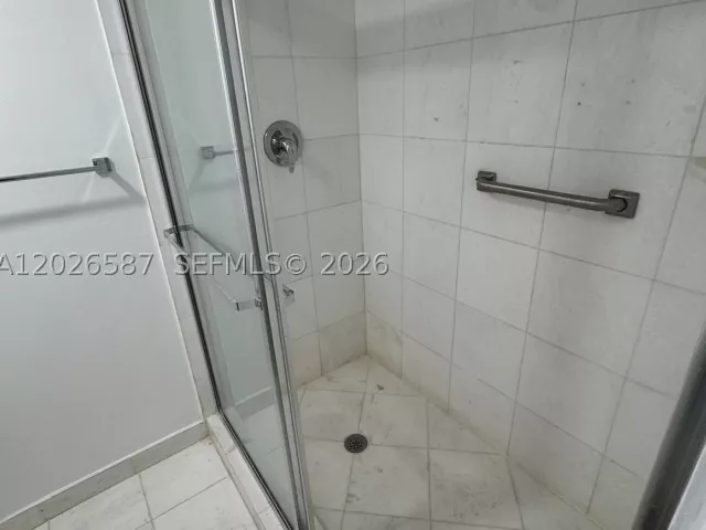 2-bedroom condo for rent in Aventura - 3530 Mystic Pointe Dr 2709 - MondialRealty