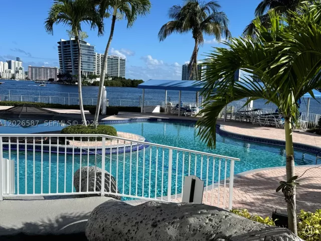 2-bedroom condo for rent in Aventura - 3530 Mystic Pointe Dr 2709 - MondialRealty